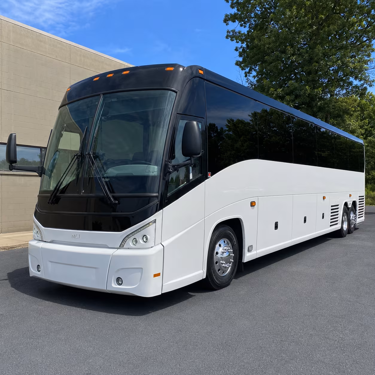 road trips to paramount bristol asheville and knoxville are easy with a charter bus